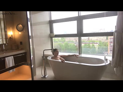 ❤️ Enorm Babe Leidenschaftlech ruckelt hir Muschi am Buedzëmmer ️❌ Sluts bei eis ❌